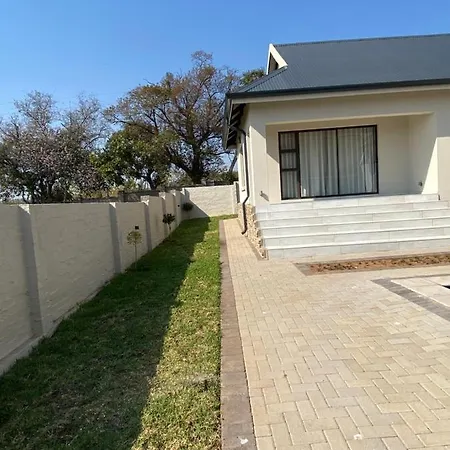 Khaya Elihle Guest House Hazyview Exterior photo