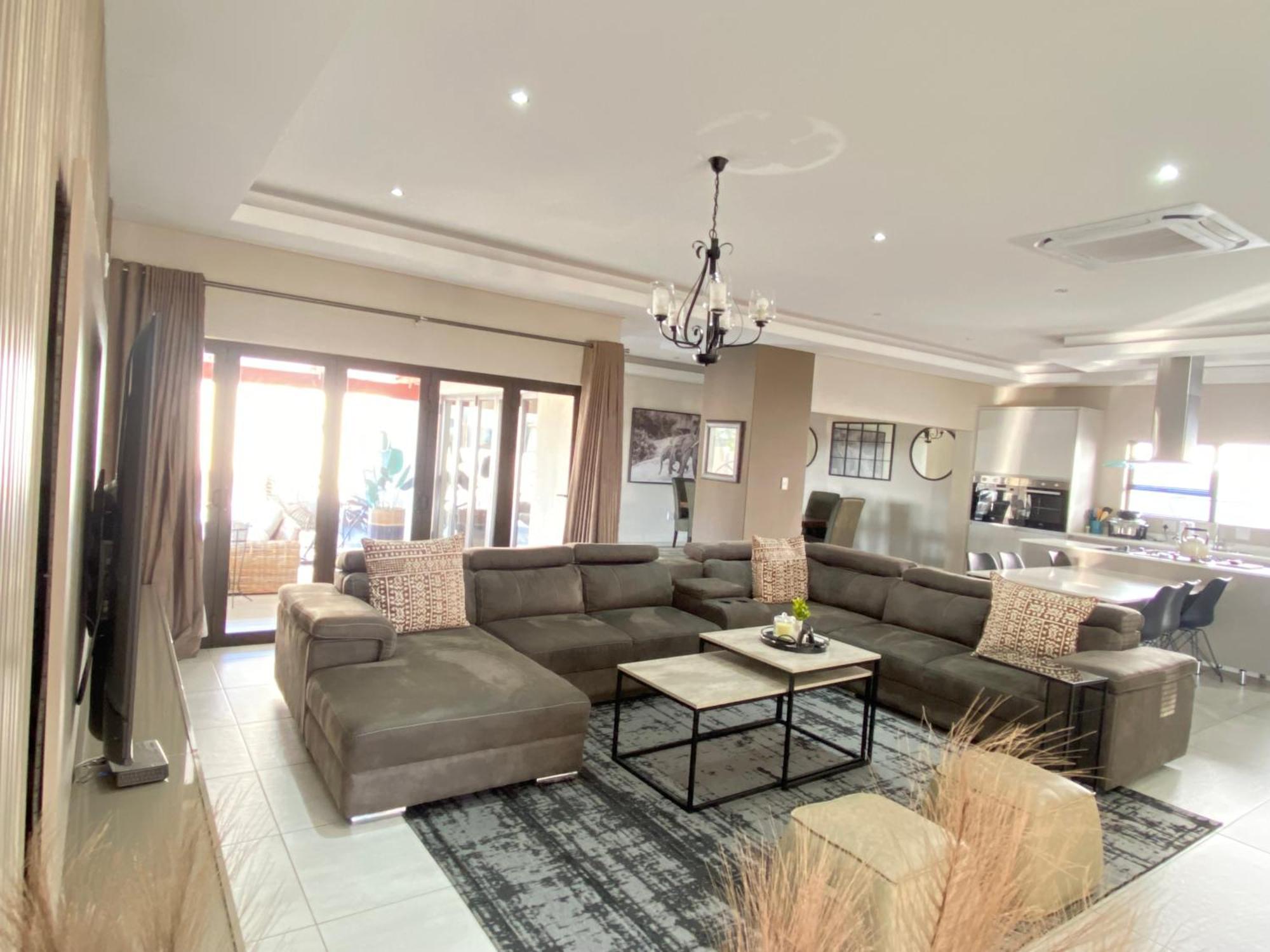 Khaya Elihle Holiday home *